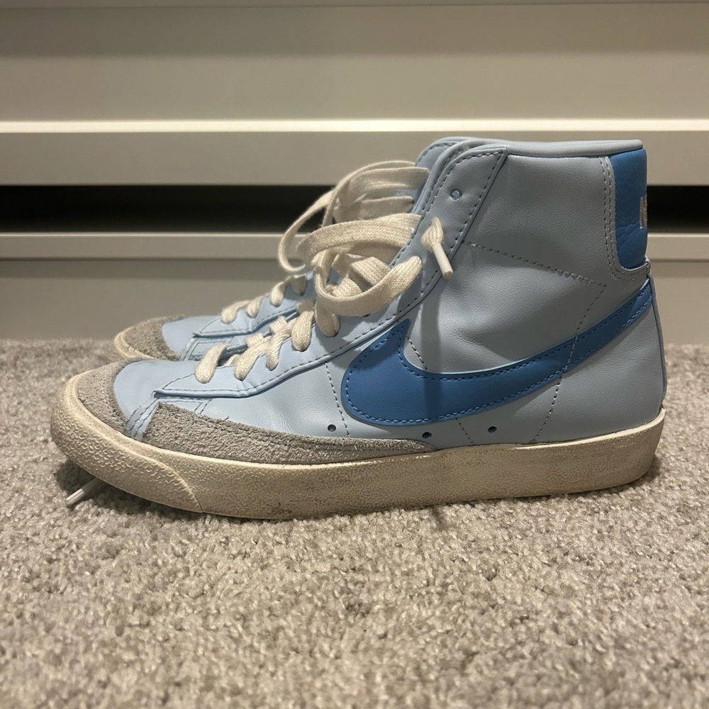 Light Blue Nike Blazers size 6.5 mens